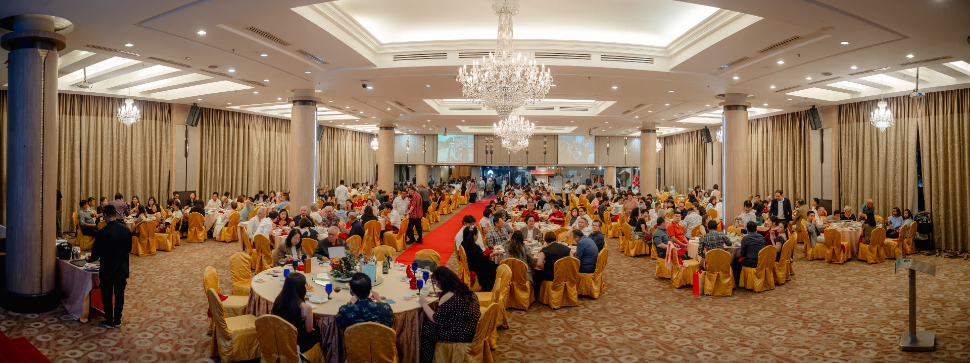 Panoramic view of the ballroom during the anniversary dinner